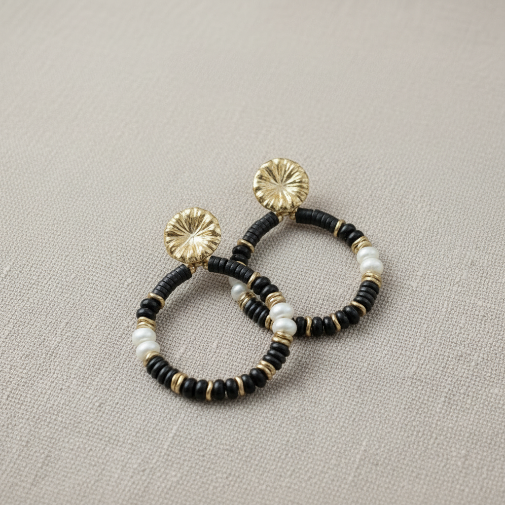 ✨ Boucles d’oreilles Bohm – Perles & doré ✨