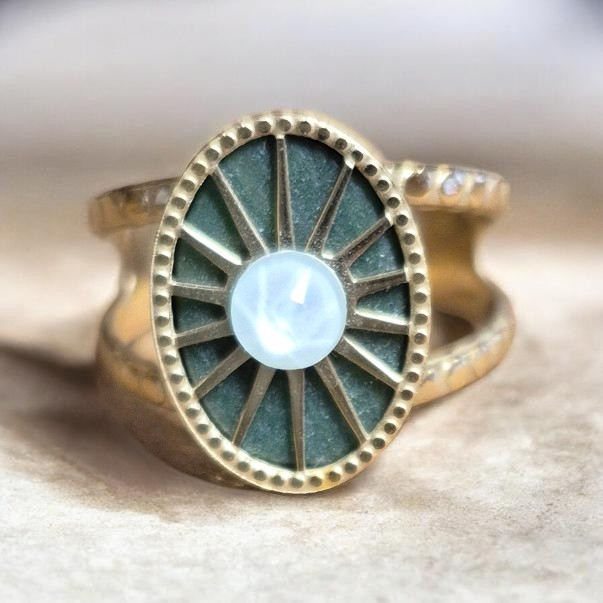 💎 Bague Bohm Soleil – Pierre blanche nacrée
