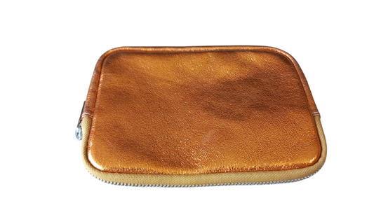 Pochette Soleil – L’accessoire qui illumine toutes vos tenues 🧡